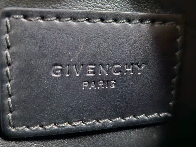 Givenchy Givenchy Graffiti Leather Envelope Clutch - dmc Size ONE SIZE - 4 Thumbnail