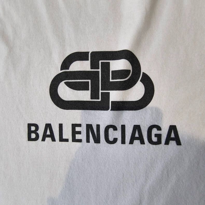 Balenciaga Balenciaga Lock Buckle Casual Tee - dmc Size US M / EU 48-50 / 2 - 3 Thumbnail