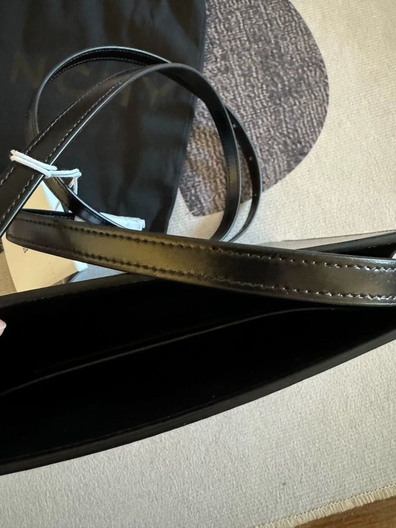 Givenchy GIVENCHY Black Leather Crossbody Bag - dmc Size ONE SIZE - 5 Thumbnail
