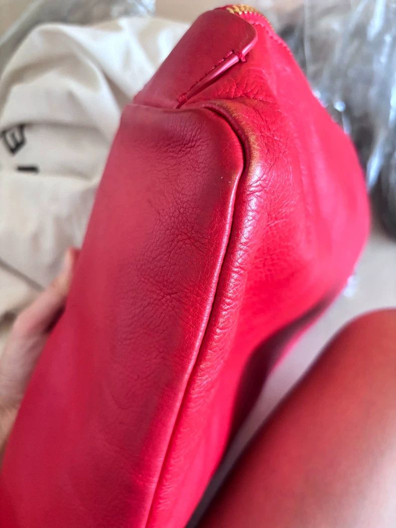 Givenchy Givenchy Red Lychee Pattern Cowhide Bucket Bag - dmc Size ONE SIZE - 6 Thumbnail
