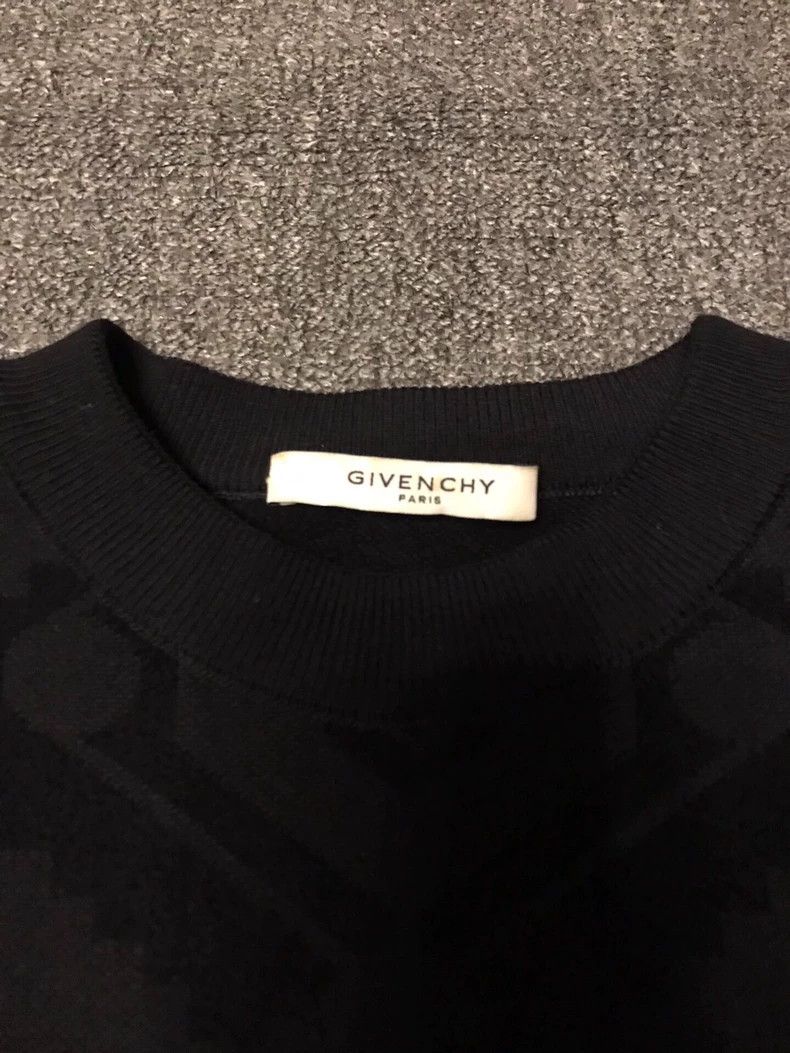 Givenchy Givenchy Wool Sweater L Size - dmc Size US L / EU 52-54 / 3 - 4 Thumbnail