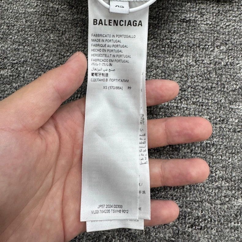 Balenciaga Balenciaga SS25 Printed Short Sleeve - dmc Size US XS / EU 42 / 0 - 3 Thumbnail