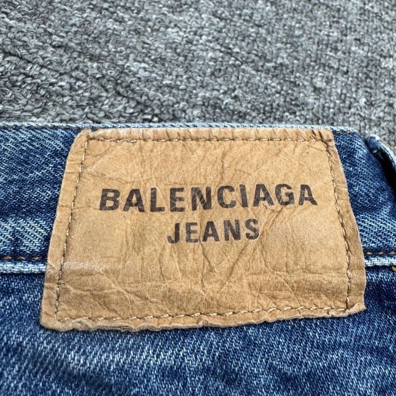 Balenciaga Balenciaga Distressed Denim Jeans - dmc Size US 27 - 6 Thumbnail