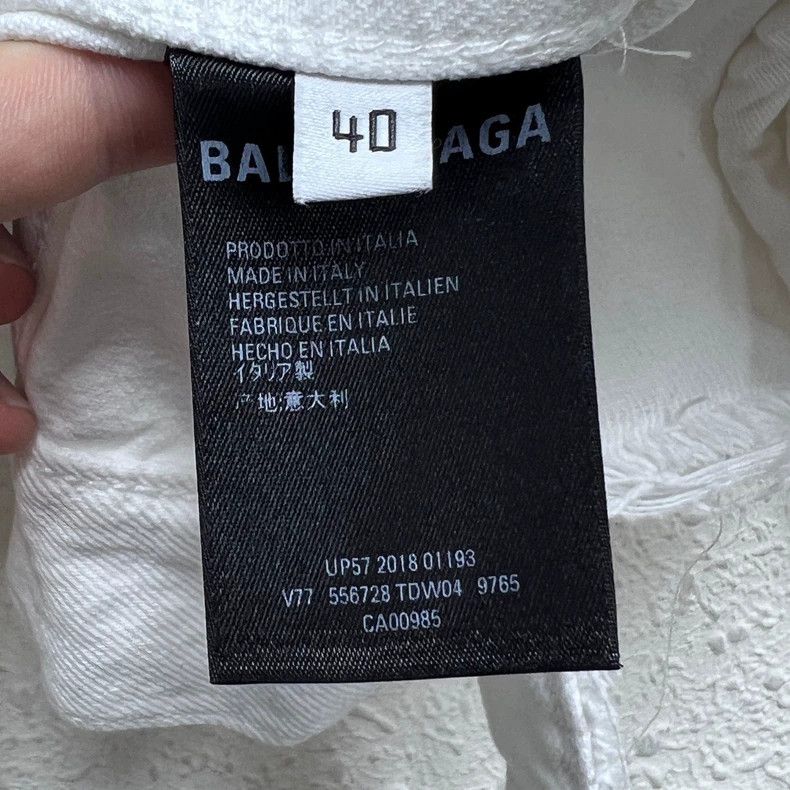 Balenciaga Balenciaga Embroidered Collar Denim Jacket - dmc Size US M / EU 48-50 / 2 - 6 Thumbnail