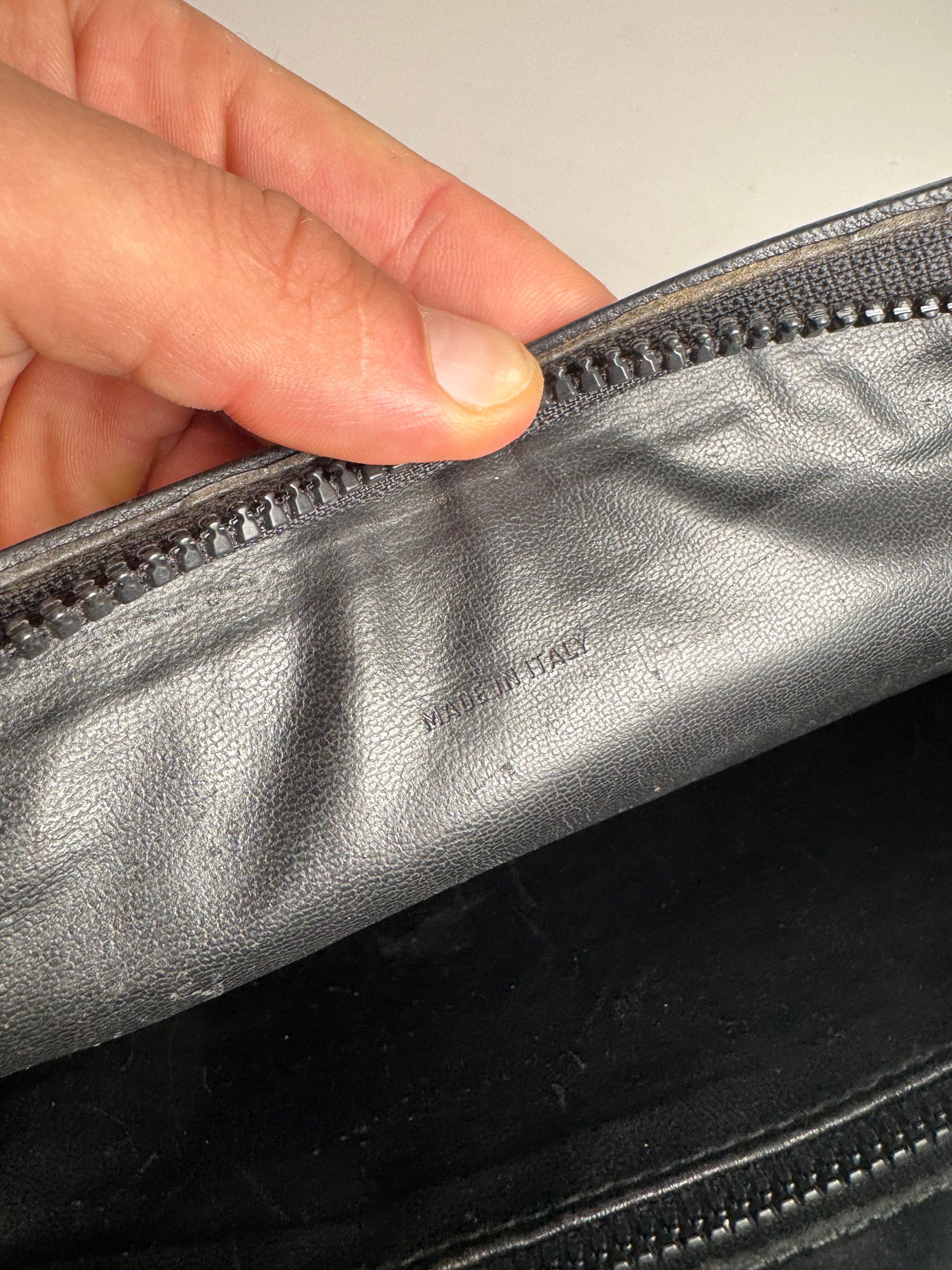 Givenchy Vintage Leather Clutch Black Size ONE SIZE - 4 Thumbnail