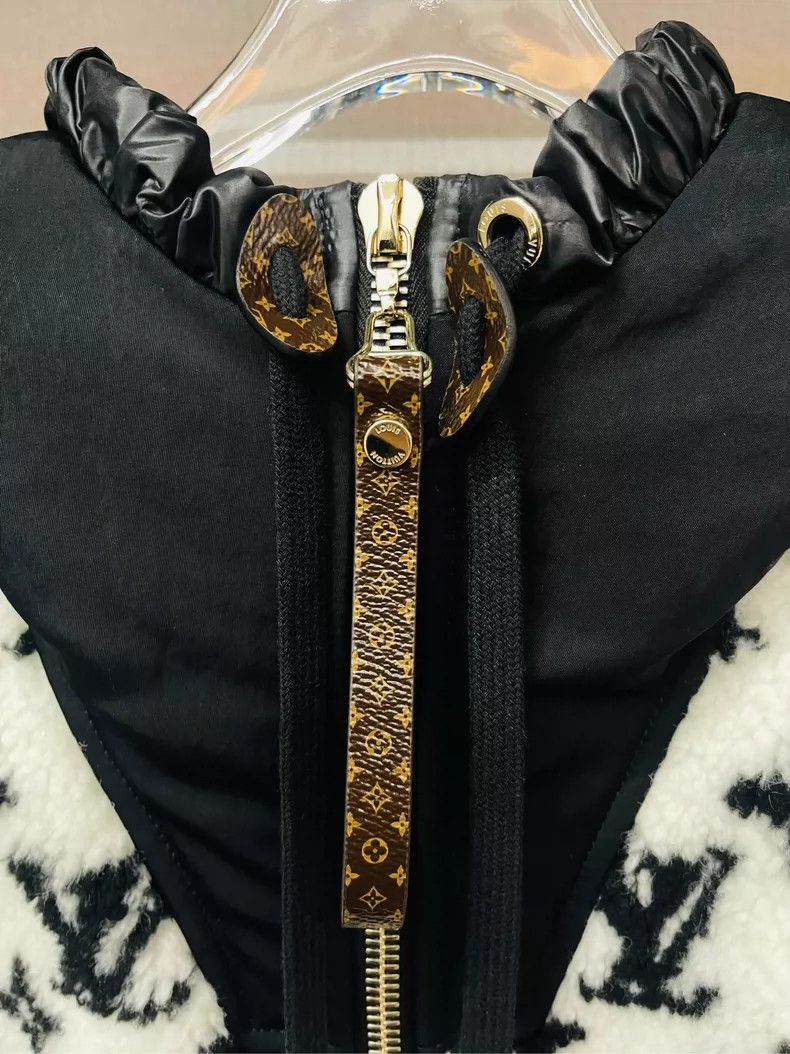 Louis Vuitton LV Monogram Black White Vest - dmc Size US XS / EU 42 / 0 - 2 Thumbnail