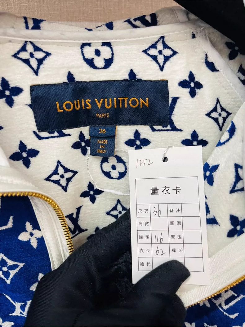 Louis Vuitton LV Blue White Reversible Monogram Jacket - dmc Size US XS / EU 42 / 0 - 2 Thumbnail