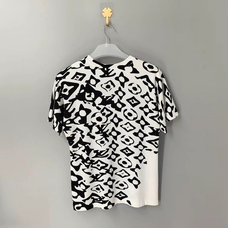 Louis Vuitton Louis Vuitton Monogram Print Short Sleeve Tee - dmc Size US S / EU 44-46 / 1 - 2 Thumbnail