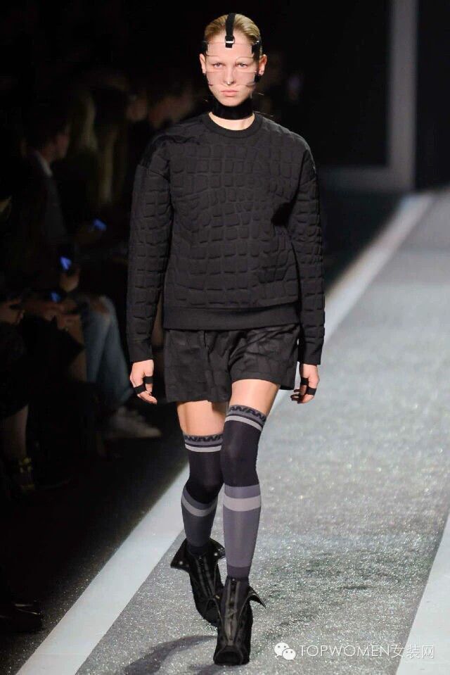 Alexander Wang Alexander Wang x H&M Crocodile Pattern Sweatshirt - dmc Size US XS / EU 42 / 0 - 6 Thumbnail