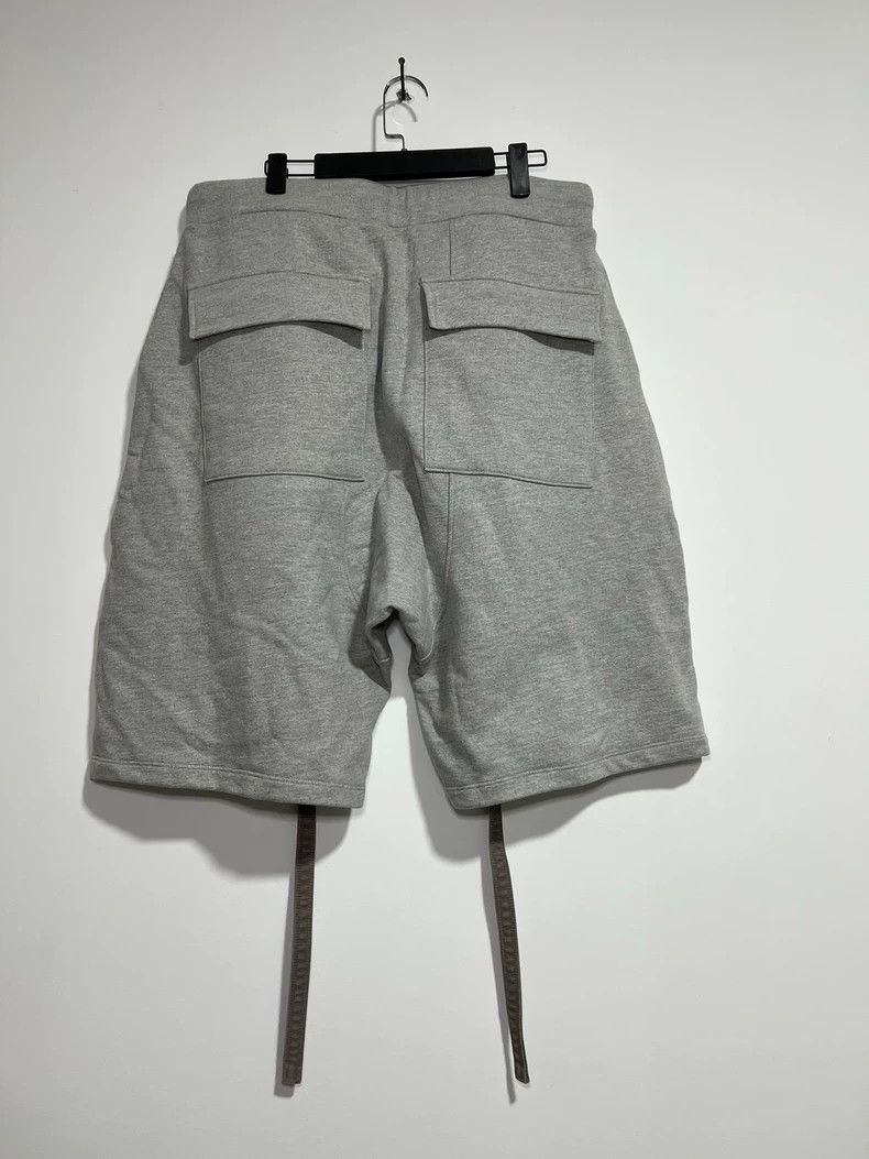 Fear of God Fear of God Gray Drawstring Shorts XL - dmc Size US 31 - 2 Thumbnail