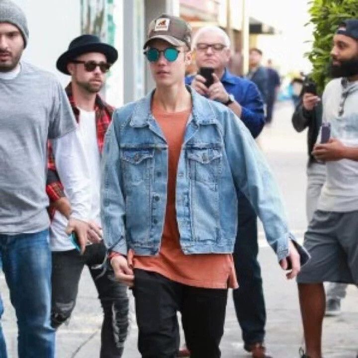 Fear of God Fear of God Season 4 OG Denim Jacket - dmc Size US L / EU 52-54 / 3 - 9 Thumbnail