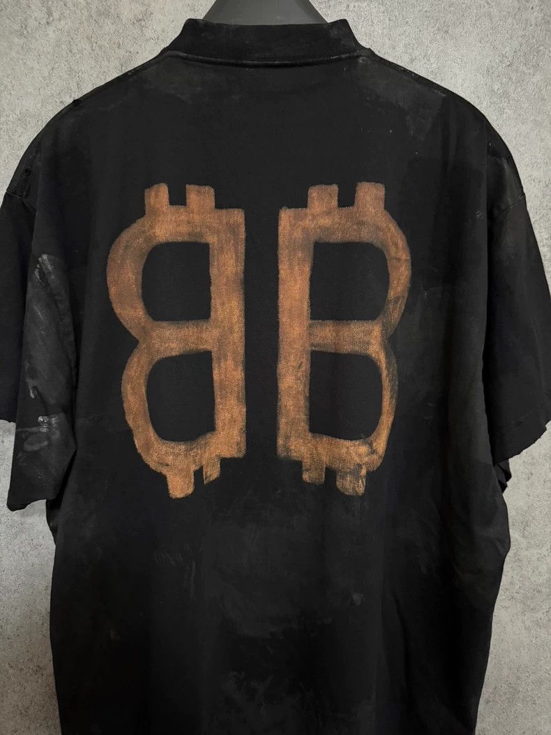 Balenciaga Balenciaga Bitcoin BB Short Sleeve - dmc Size US S / EU 44-46 / 1 - 7 Thumbnail