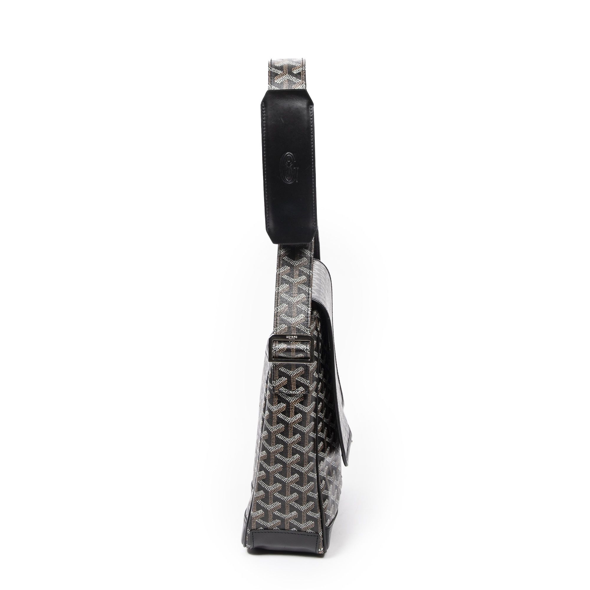 Goyard Grand Bleu MM Size ONE SIZE - 4 Thumbnail