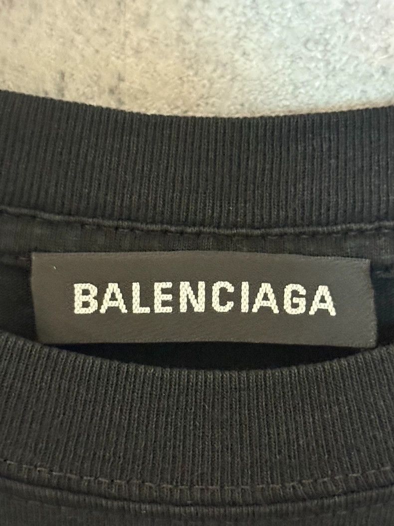 Balenciaga Balenciaga Lock Logo Short Sleeve Tee - dmc Size US L / EU 52-54 / 3 - 3 Thumbnail