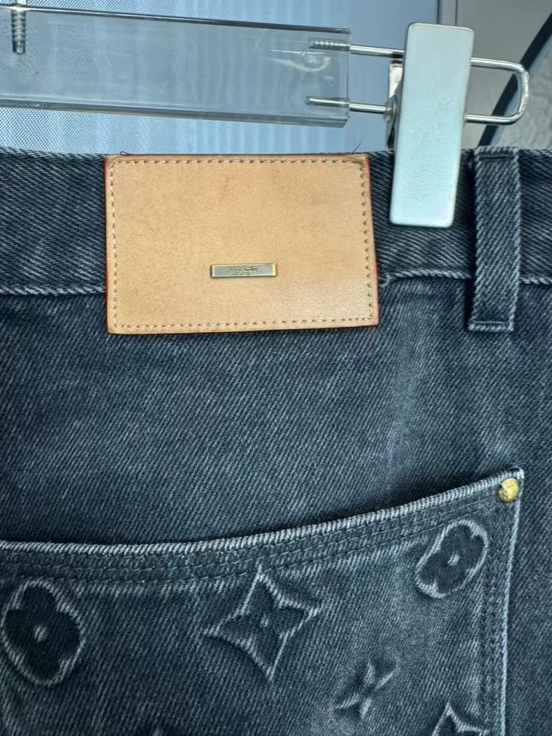 Louis Vuitton Louis Vuitton SS24 Embossed Denim Jeans - dmc Size US 32 / EU 48 - 6 Thumbnail