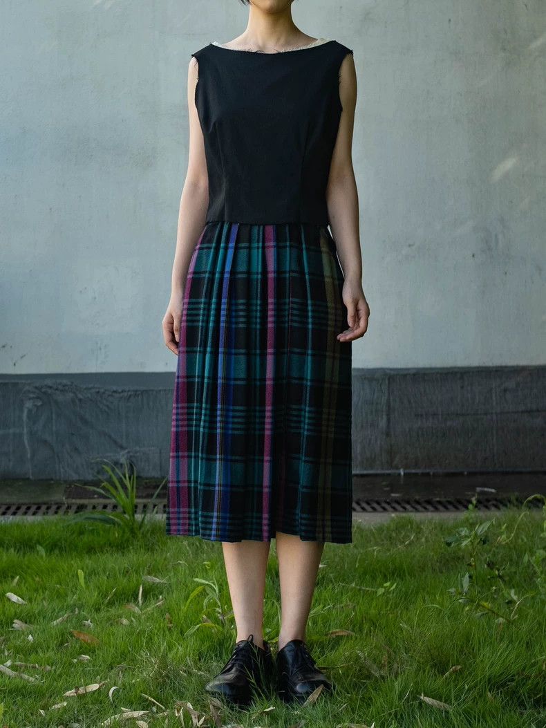 Kenzo 1980s KENZO Wool Plaid Wrap Skirt - dmc Size US 26 / EU 42 - 3 Thumbnail