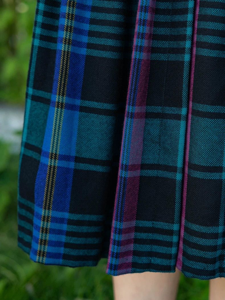 Kenzo 1980s KENZO Wool Plaid Wrap Skirt - dmc Size US 26 / EU 42 - 7 Thumbnail
