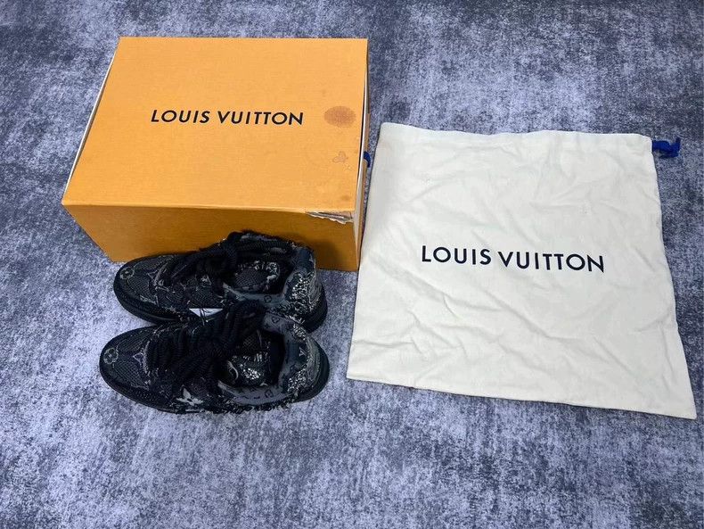 Louis Vuitton Louis Vuitton SKATE Crystal Sneakers - dmc Size US 6.5 / EU 39-40 - 2 Thumbnail