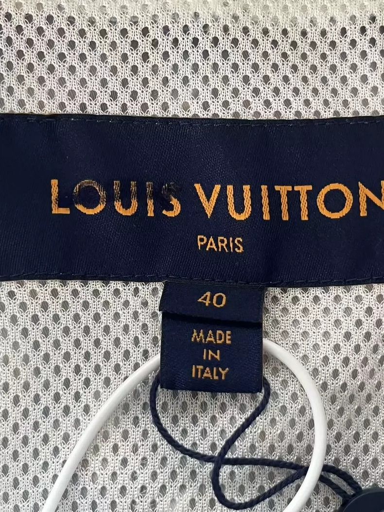 Louis Vuitton LV Blue Monogram Hooded Windbreaker - dmc Size US L / EU 52-54 / 3 - 4 Thumbnail