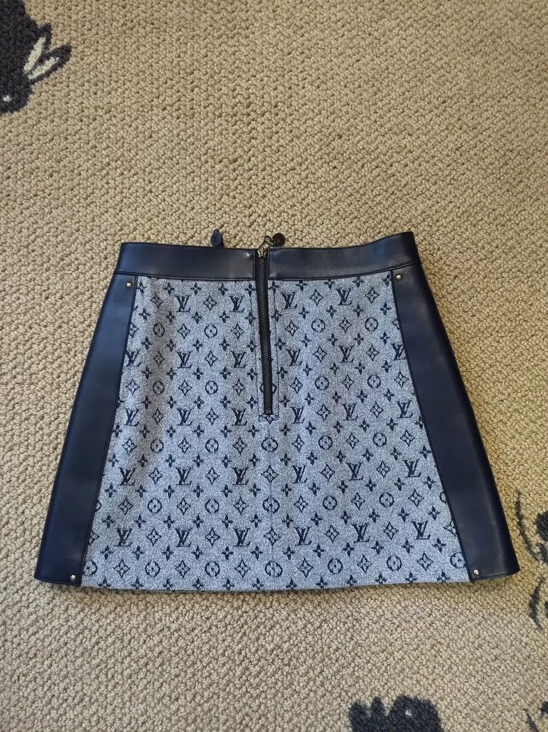 Louis Vuitton LV Gray Skirt Pants with Monogram - dmc Size US 36 / EU 52 - 5 Thumbnail