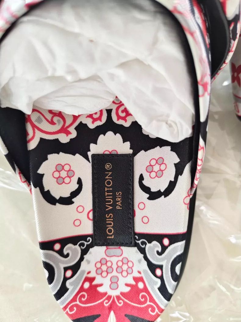 Louis Vuitton Louis Vuitton Monogram Down Slippers - dmc Size US 7 / EU 40 - 6 Thumbnail