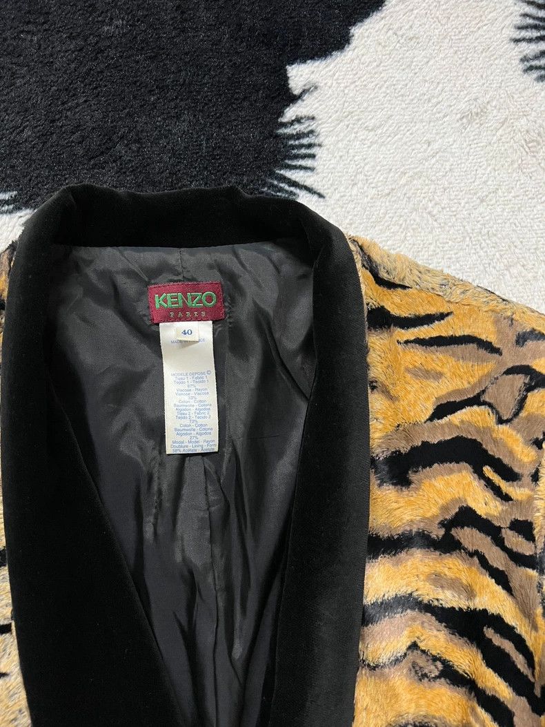 Kenzo Kenzo 1998 Tiger Print Velvet Coat - dmc Size US XS / EU 42 / 0 - 3 Thumbnail