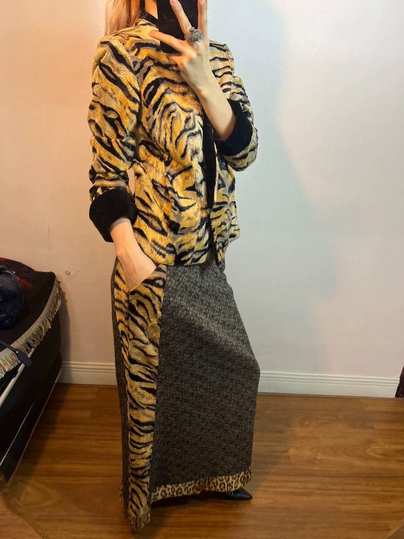 Kenzo Kenzo 1998 Tiger Print Velvet Coat - dmc Size US XS / EU 42 / 0 - 8 Thumbnail