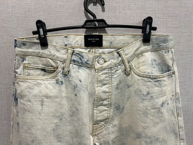 Fear of God Fear of God 5th Snow Wash Jeans - dmc Size US 34 / EU 50 - 2 Thumbnail