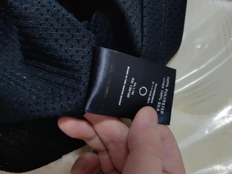 Fear of God Fear of God Mesh Short Sleeve S - dmc Size US S / EU 44-46 / 1 - 3 Thumbnail