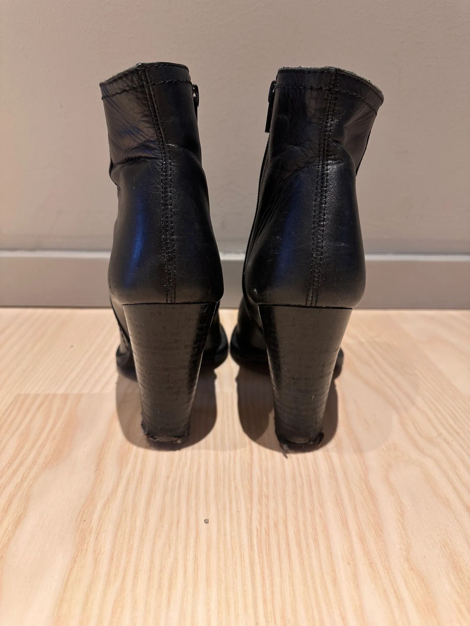 Kurt Geiger Kurt Geiger Kurt Geiger / Carvela Boots Size US 8 / IT 38 - 3 Thumbnail
