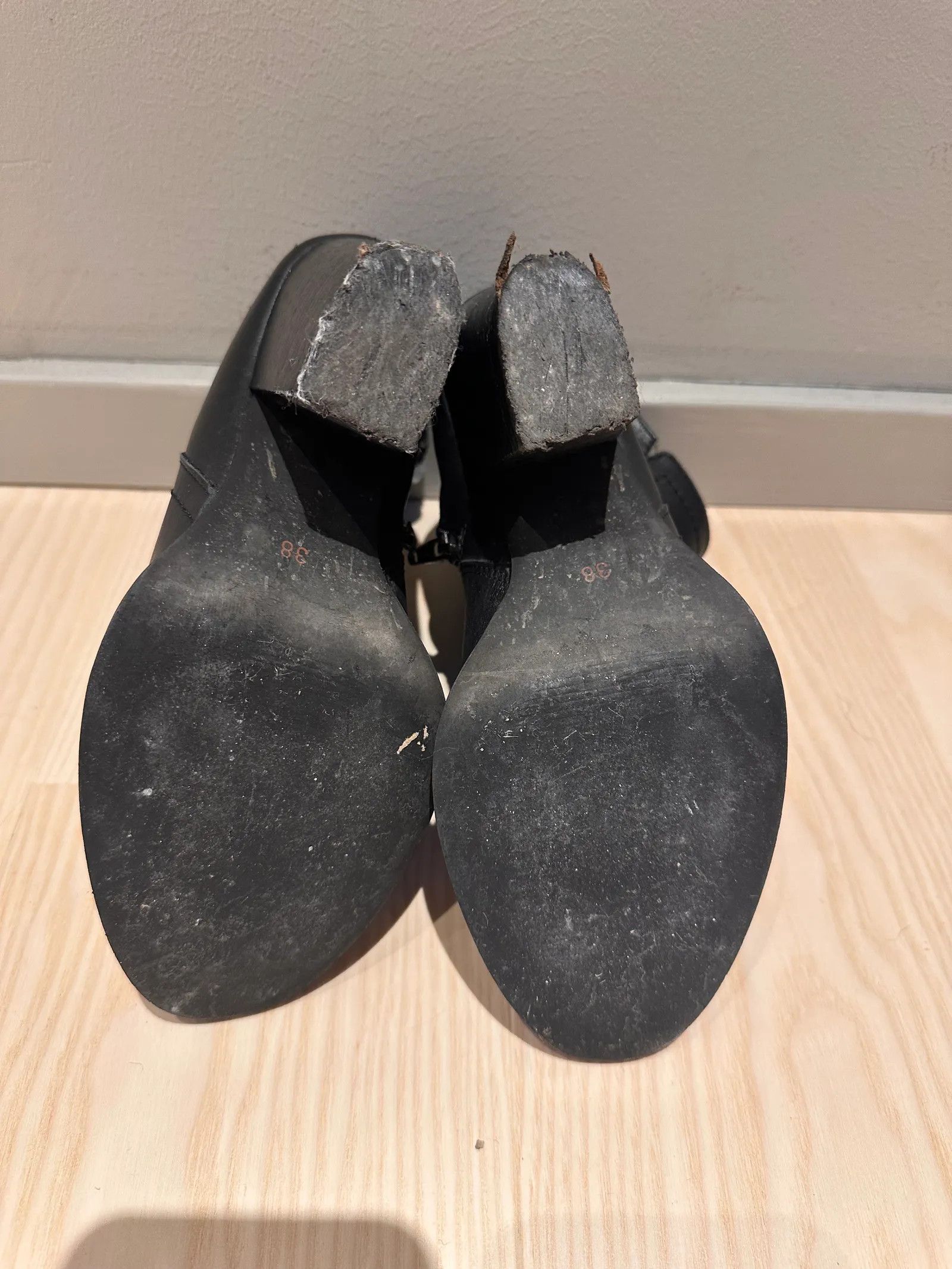 Kurt Geiger Kurt Geiger Kurt Geiger / Carvela Boots Size US 8 / IT 38 - 9 Thumbnail