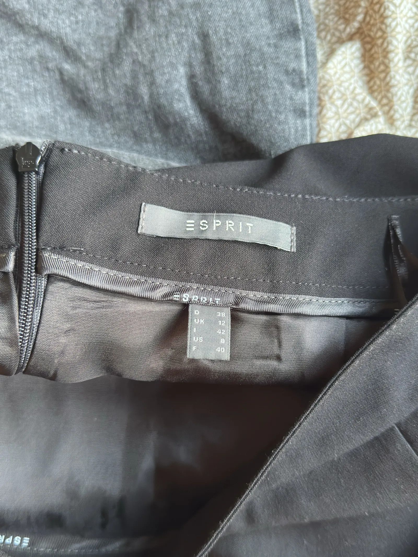 Esprit Esprit Skirt Size 27" / US 4 / IT 40 - 2 Thumbnail