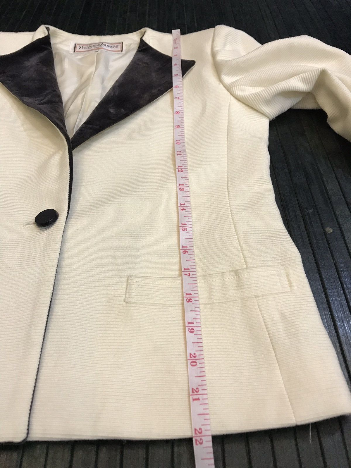 Saint Laurent Paris VINTAGE YVES SAINT LAURENT SINGLE BREASTED FITTED BLAZER Size US M / EU 48-50 / 2 - 10 Thumbnail