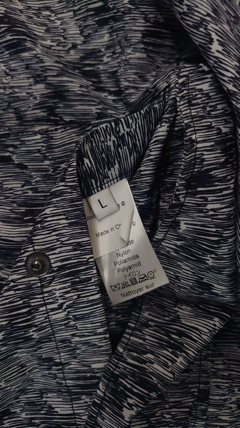 Kenzo Kenzo Hooded Jacket L Size - dmc Size US L / EU 52-54 / 3 - 5 Thumbnail