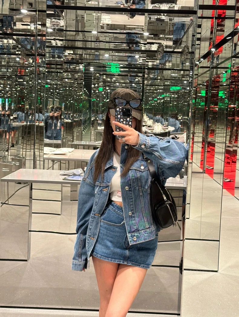 Alexander Wang Alexander Wang Denim Shorts Skirt - dmc Size US 26 / EU 42 - 2 Thumbnail