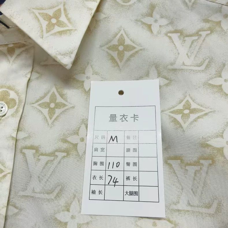 Louis Vuitton Louis Vuitton Beige Logo Print Shirt - dmc Size US M / EU 48-50 / 2 - 6 Thumbnail