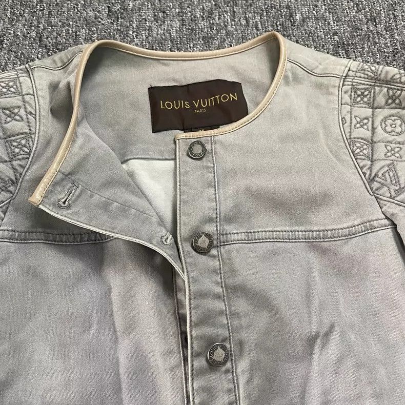 Louis Vuitton Louis Vuitton Denim Jacket Size 36 - dmc Size US S / EU 44-46 / 1 - 6 Thumbnail