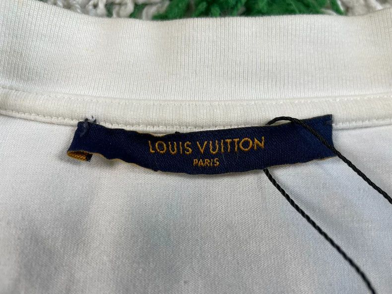 Louis Vuitton Louis Vuitton NBA collaboration colorful logo short-sleeve shirt - dmc Size US XL / EU 56 / 4 - 6 Thumbnail