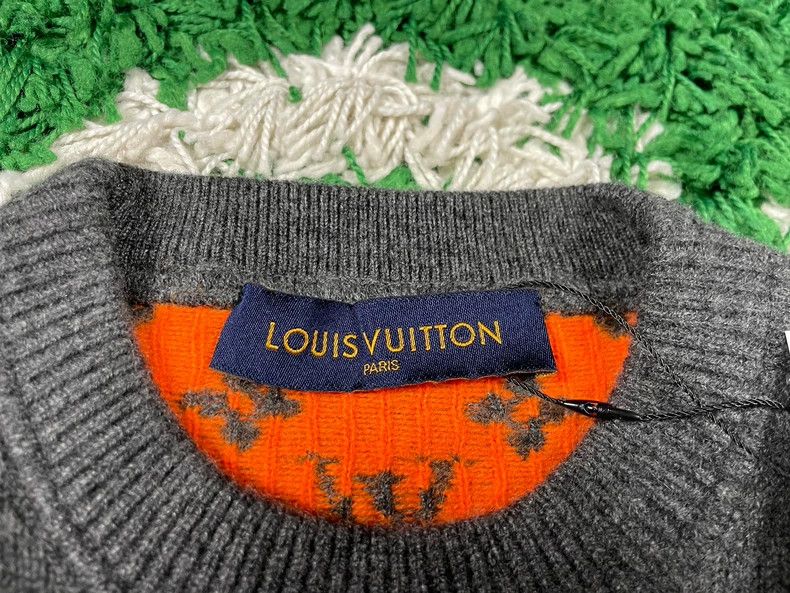 Louis Vuitton Louis Vuitton Monogram Sweater M - dmc Size US M / EU 48-50 / 2 - 5 Thumbnail