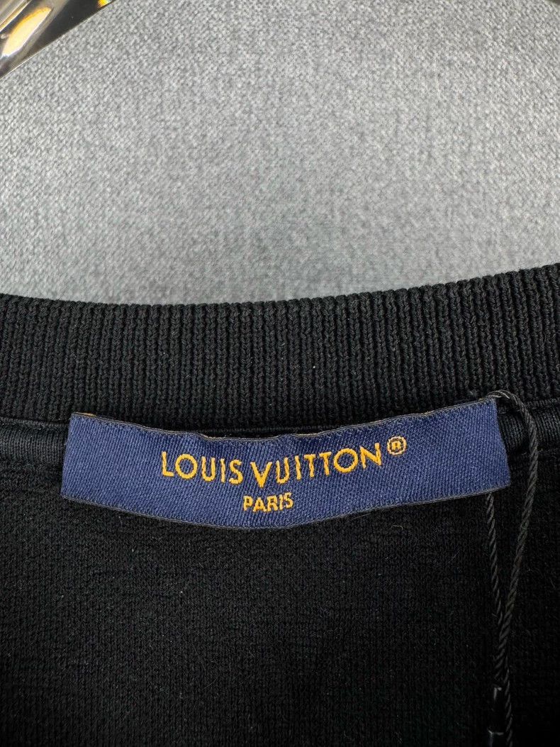 Louis Vuitton Louis Vuitton Black Logo Pocket Short Sleeve - dmc Size US L / EU 52-54 / 3 - 3 Thumbnail