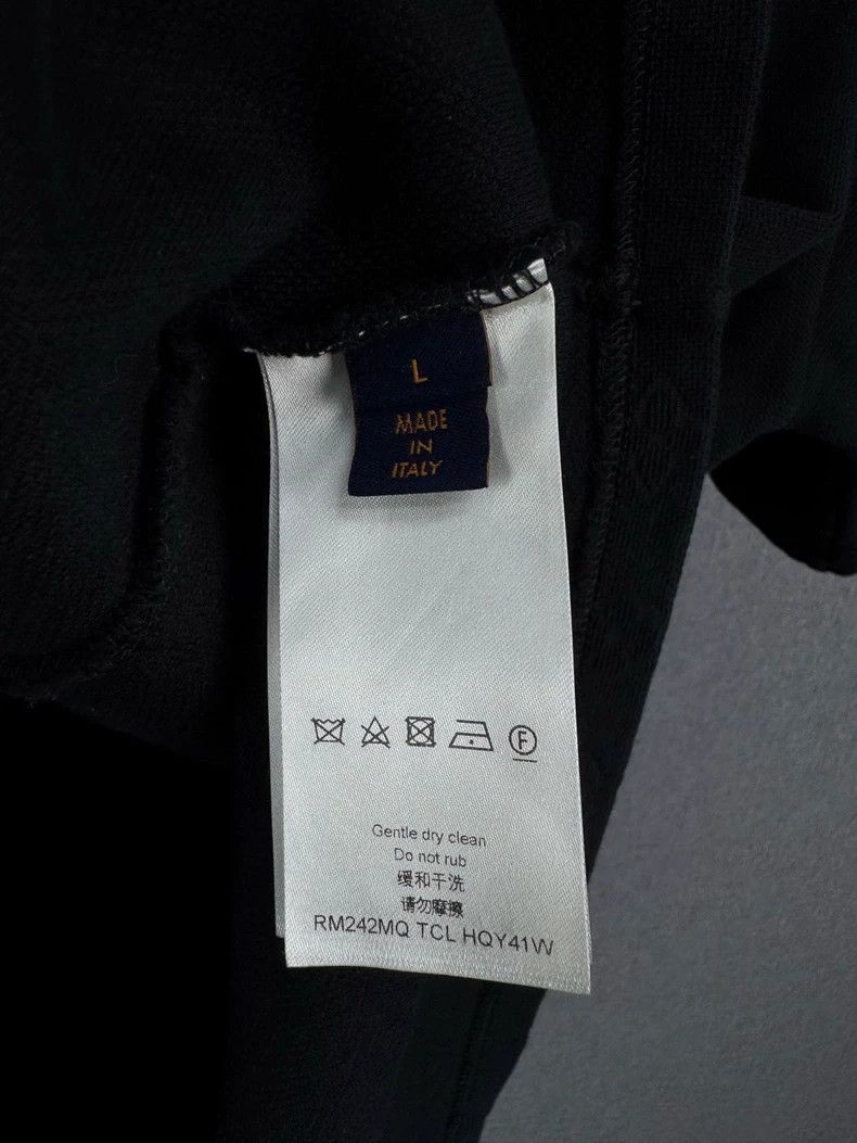 Louis Vuitton Louis Vuitton Black Logo Pocket Short Sleeve - dmc Size US L / EU 52-54 / 3 - 4 Thumbnail
