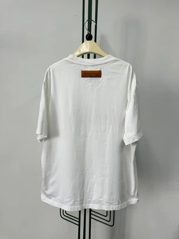 Louis Vuitton Louis Vuitton White Printed Short Sleeve T-Shirt 0089 Size US XXL / EU 58 / 5 - 2 Thumbnail