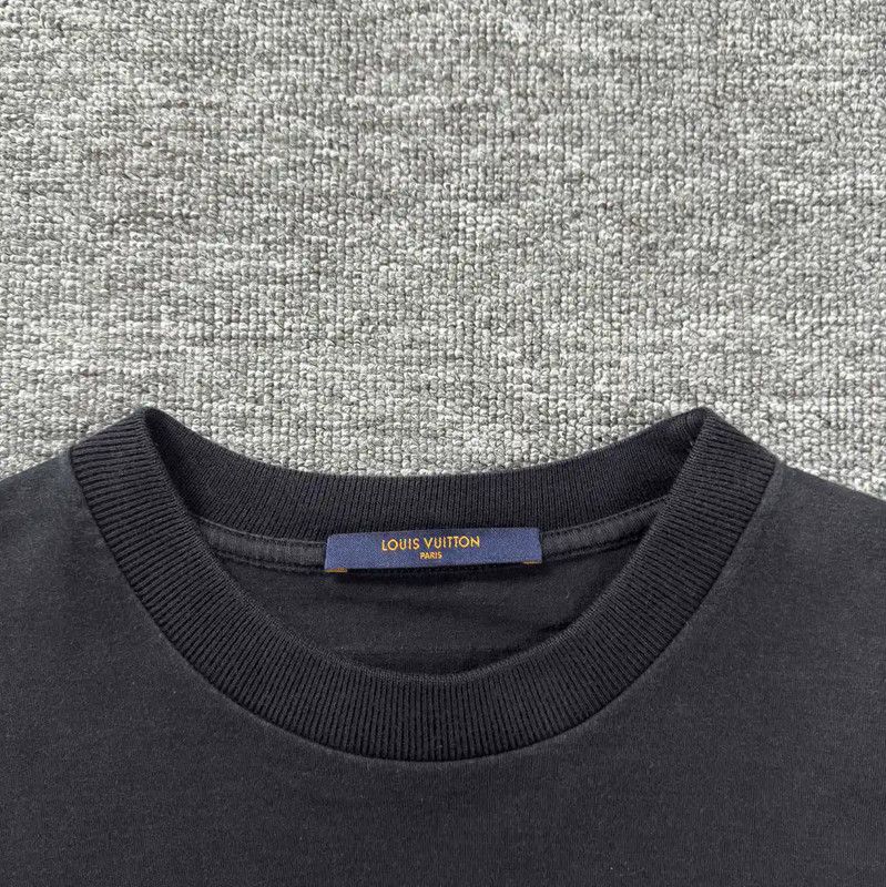 Louis Vuitton Louis Vuitton Black Cotton Men's T-Shirt 0089 Size US S / EU 44-46 / 1 - 3 Thumbnail