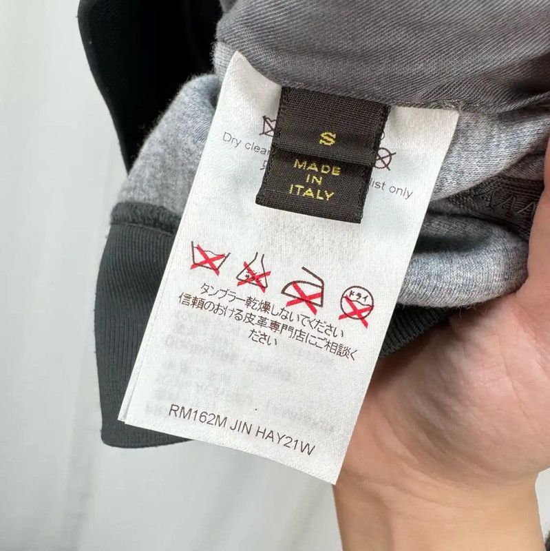 Louis Vuitton Louis Vuitton Gray Wool Logo Zipper Jacket 0089 Size US S / EU 44-46 / 1 - 7 Thumbnail