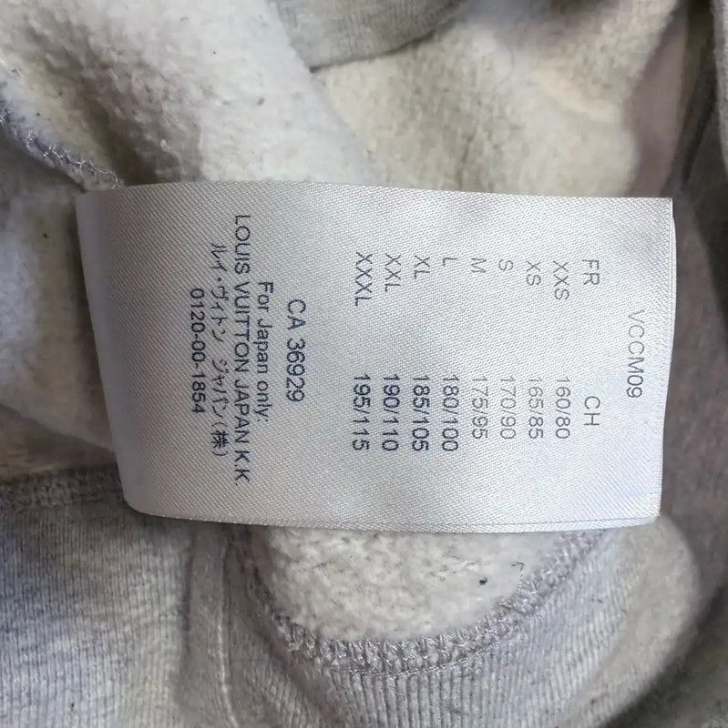 Louis Vuitton Louis Vuitton Gray Long Sleeve Sweatshirt 0089 Size US M / EU 48-50 / 2 - 6 Thumbnail