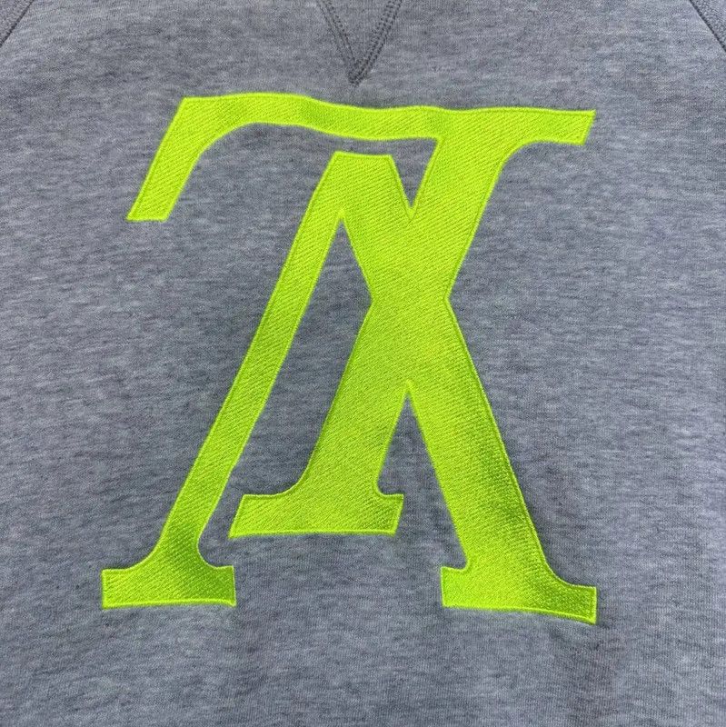 Louis Vuitton Louis Vuitton Gray Long Sleeve Sweatshirt 0089 Size US M / EU 48-50 / 2 - 4 Thumbnail