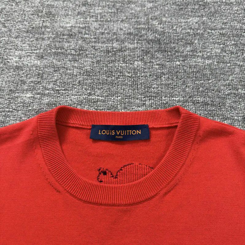 Louis Vuitton Louis Vuitton Red Cotton Men's T-Shirt 0089 Size US M / EU 48-50 / 2 - 3 Thumbnail