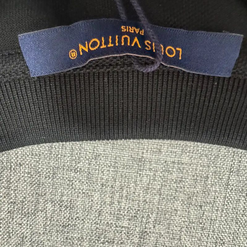 Louis Vuitton Louis Vuitton Black Cotton Logo T-Shirt 0089 Size US S / EU 44-46 / 1 - 3 Thumbnail