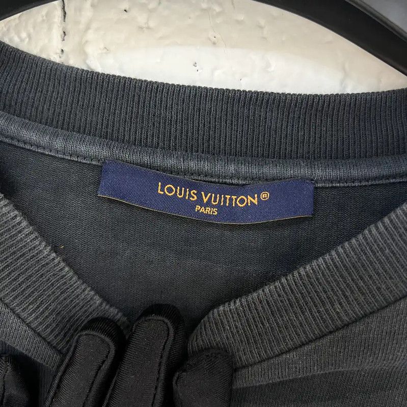 Louis Vuitton Louis Vuitton Dark Gray Cotton Men's T-Shirt 0089 Size US L / EU 52-54 / 3 - 4 Thumbnail