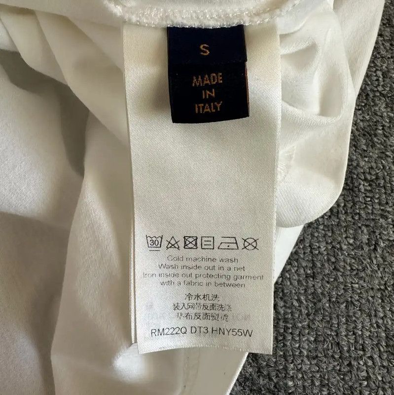 Louis Vuitton Louis Vuitton White Cotton Men's T-shirt 0089 Size US S / EU 44-46 / 1 - 6 Thumbnail